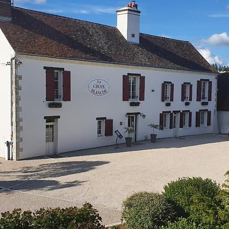 Les Bords De Loire Apartment Veuves Exterior photo