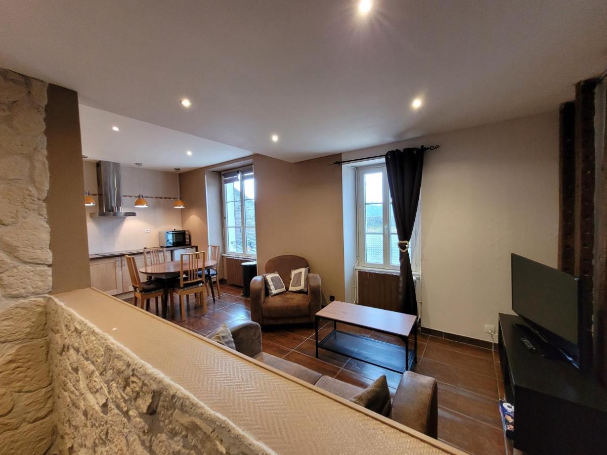 Les Bords De Loire Apartment Veuves Exterior photo