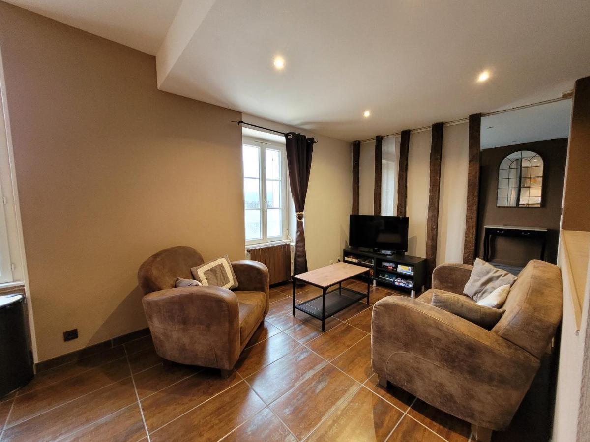 Les Bords De Loire Apartment Veuves Exterior photo
